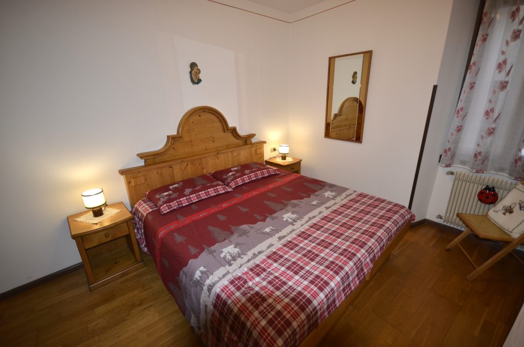 Appartamento Ginepro in affitto a Pinzolo centro – camera matrimoniale